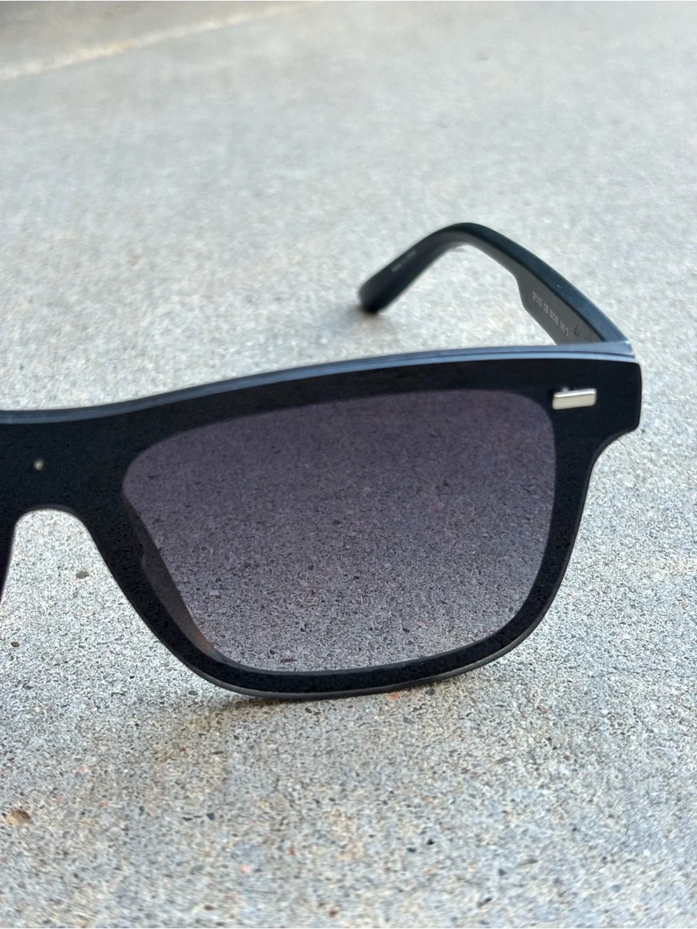 Guess Men's Black Sunglasses with Dark Lenses